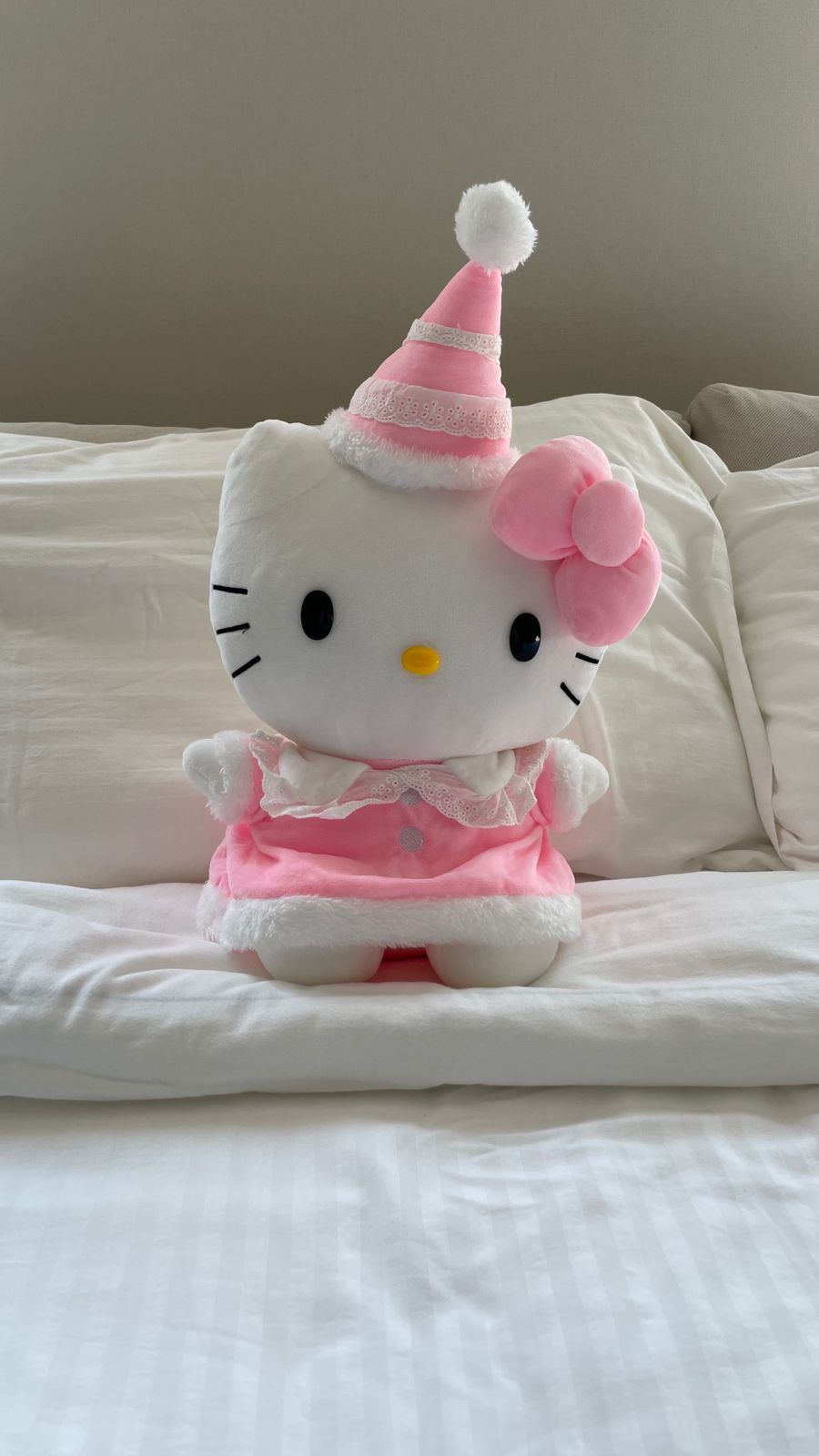 Hello kitty plush toy